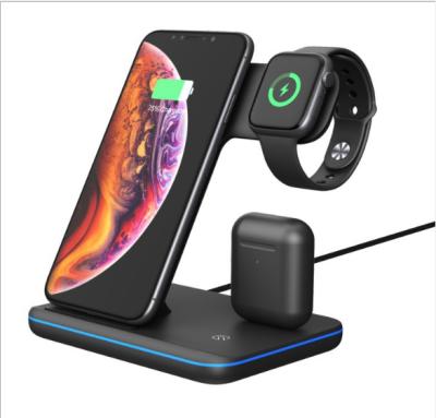 China Multi Charger 15w 3 In 1 Wireless Charger Mobile Fast Charging Wireless Charging Station With Desk Lamp for sale