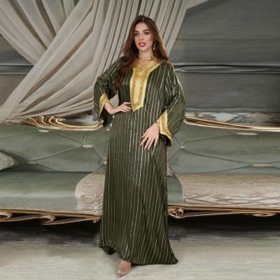 China Modest Muslimah Styling 2022 New Eid Muslim Evening Party Dresses for Women Middle East Dubai Eid Abaya Fashion Striped Gold Stamping French Velvet Long Dress for sale