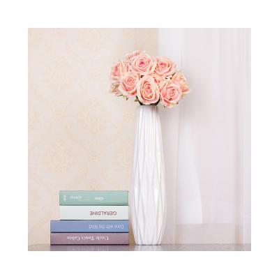 China 70% Polyester Fabric + 15% Plastic + 15% Yarn Wholesale Rose Bouquet Artificial Flower Bouquet Wedding Decoration Bridal Flowers for sale