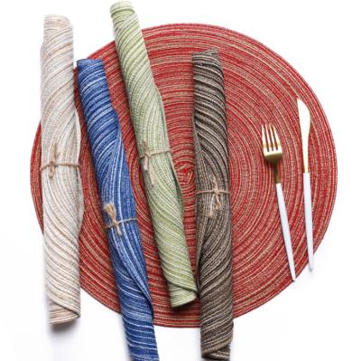 China Sustainable Round Braided Place Mats / Nature Corn Husk Eco Friendly Woven Round Color Place Mats For Dining Table for sale