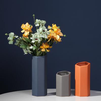 China Custom Modern Nordic Minimalist Matte Glaze Geometry Flower Ceramic Living Room Morandi Style Colorful Nordic Vases for Wedding Home Decor for sale