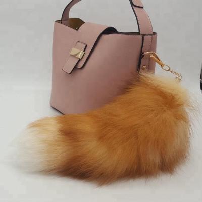 China 2018 New Fashion Long Fox Bag Fluffy Fluffy Fluffy Pendant Real Fur Key Chain for sale