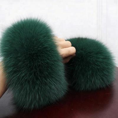 China Europe Fashion Color Detachable Dyed Fox Fur Fur Cuffs Accessories for sale