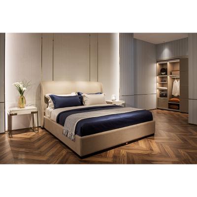 China Luxury Large Italian Villa Bedroom Furniture Large Soft Bedroom Furniture Double Bed for sale