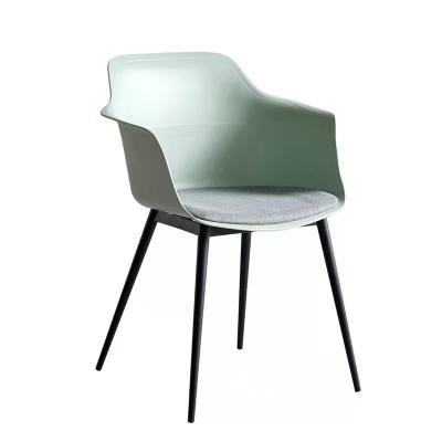 China PP Plastic Plastic Dining Chairs Furniture Luxury Modern Upholstery Dining Chairs With Carbon Steel Feet for sale