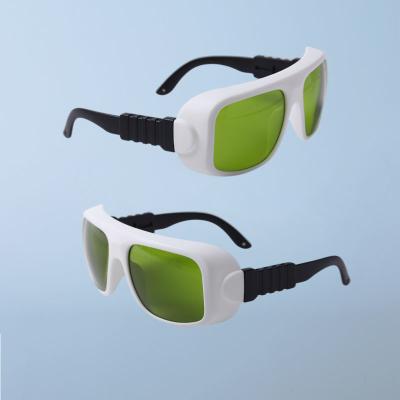 China High Protective Diodes Laser Safety Glasses 808nm 980nm Transmittance 30% for sale