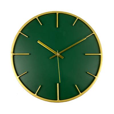 China Simple Design 12inch Style Antique Wood And Metal Silent Wall Clock for sale