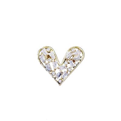 China Jewelry Decoration ZHIWEI wind love small brooch fashion cute anti-glare buckle heart-shaped pin corsage lapel accessories for sale