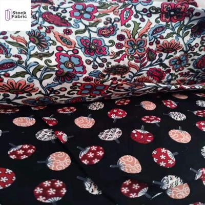 China Antistatic Hot Selling Mixed Cotton Printing Pieces 1-15m Stock Fabric In China for sale