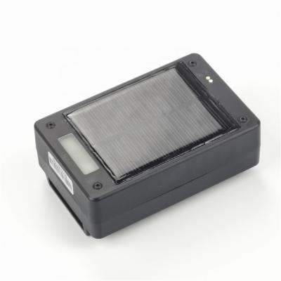 China Solar Powered Automotive GPS Tracker For Cattle Sheep Animals 7500mAh Long Standby for sale