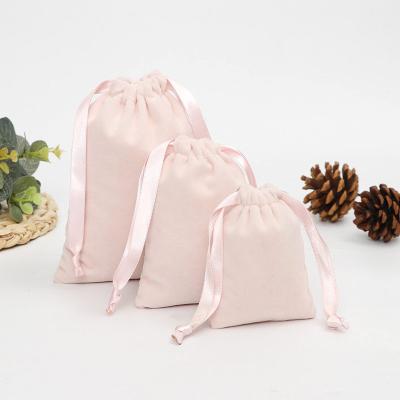 China JR-Wholesale Gift Jewelry Velvet Drawstring Pouch Packaging Bag Packaging for sale