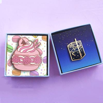 China Custom Hard Pin Lapel Pin Metal Badge Rose Gold Plating Glitter Enamel Europe Enamel Pin for sale