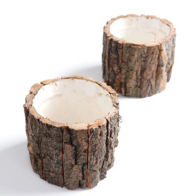 China Small Round Wooden Flower Box Mini Tree Bark Cylinder Handmade Unique Flower Arrangement Box For Bouquets for sale