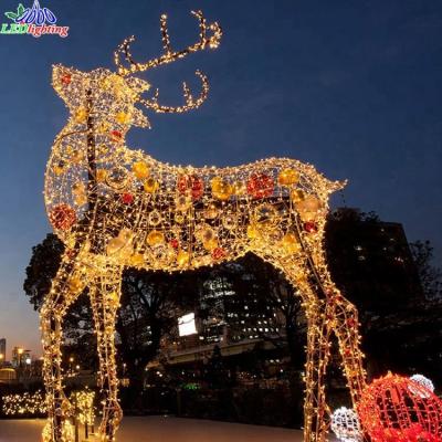 China Large commercial high quality Christmas decoration use animal 3d reindeer led moose pattern lights for sale