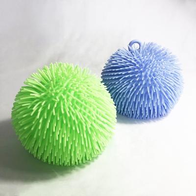 China Novelty Puffer Ball Toys Rubber Spike Light Ball Puffer Ball Custom Sisland Chosen Bull Tpr Puffer Ball Great Anti Effort for sale