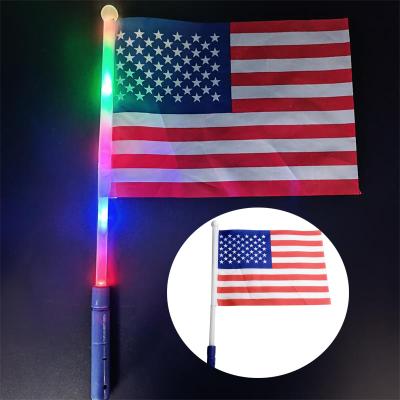 China Custom Independence Day Hot Selling Party Independence Day Carnival 2022 Colorful LED PP And Glowing Polyester USA Hand Cheering Flag for sale