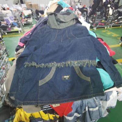 China International Used Clothing Wholesale Kind Used Clothing 45KG Bales UK Used Clothes Ladies Jeans Used Clothes Bales for sale