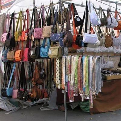 China Fashionable Used Clothing Used Clothes China Supplier 45KG Mixed Used Bags Packs Used Bags Women Used Handbags for sale