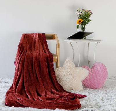 China Fire Retardant Super Soft Fluffy Fleece Blanket Flannel Jackquard Blanket Thick Cut Flower Flannel Blanket for sale