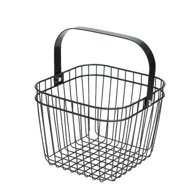 China Multifunctional Available Fruit Basket Metal Sample Kitchen Hanging Baskets Hanging Fruit Basket With Handle for sale