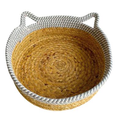 China Luxury Handmade Woven Rattan Cat House Pet Bed Basket Pet Bed Living Furniture Sofa Cat Bed for sale