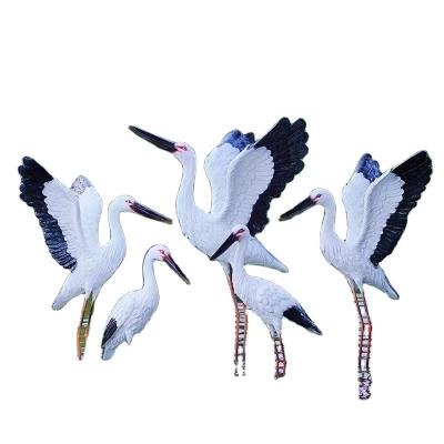 China Worlwide Simulation Heron Statue Garden Decoration Fiberglass Animal Heron Sculpture for sale