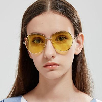 China Internet Celebrity Recommend Geometric Irregular Alloy Frame Sun Unique Women Glasses Premium Sunglasses For Women 2021 for sale