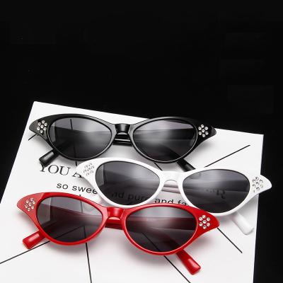 China High End Exquisite Item Cat Eye Shape PC Frame Rhinestone Flower Rhinestone Women Classic Bling Sunglasses Frame High Quality Material Products for sale