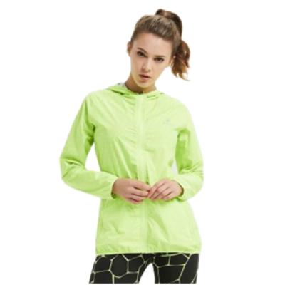 China Wholesale Super Light Super Lightweight Raincoat Fashion Waterproof Raincoat Women Outdoor Quick Dry Packable Jacket Waterproof Rain Coat for sale