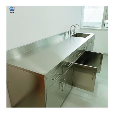 China Stainless Steel Laboratory Bench Silver Modern Design Anti Rust Corrosion Resistance For Research for sale