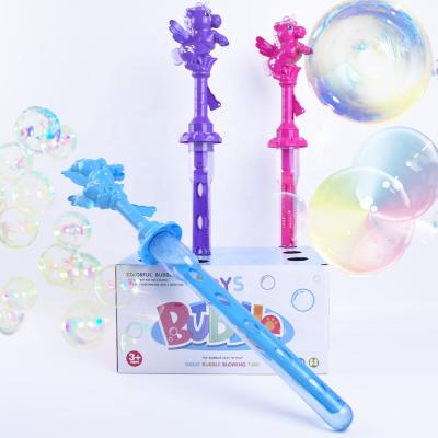 China Summer Play Bubble Toys Outdoor Animal Shape Soap Bubble Wand For Kids Bubble Stick Toys for sale