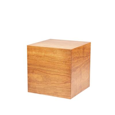 China Handmade Wholesale Clean Design Customization Handmade Human Ashes Wooden Urn Box Cremation for sale