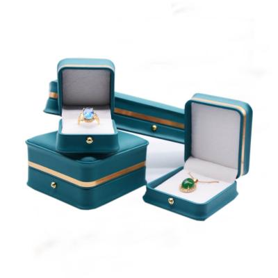 China Jewelry Box Customized Rigid High Quality Green Leather Jewelry Boxes for sale