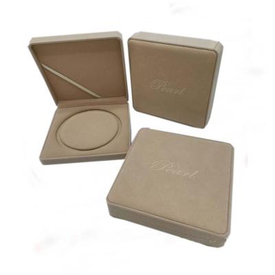 China Luxury high quality custom made personalized recyclable velvet pearl necklace box for sale