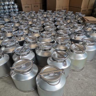 China Milk Factory Outlet Lockable Cover Aluminum Milk Storage Box Container Tank 20 Liter for sale