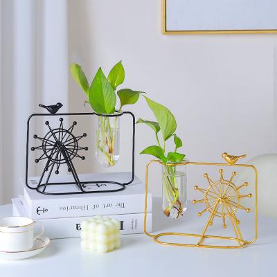 China Art Decor New Design Living Room Garden Hydroponic Ferris Wheel Home Office Decoration Iron Vase Bear Ferris Wheel Vase for sale