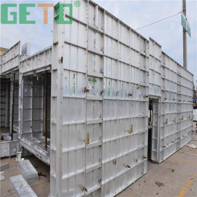 China New Building Construction Insulated Insulated Concrete Forms For Sale Steel Column Built Te koop