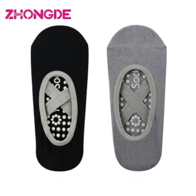 China Antibacterial Custom Dance Ballet Grips Yoga Socks Non Slip for sale