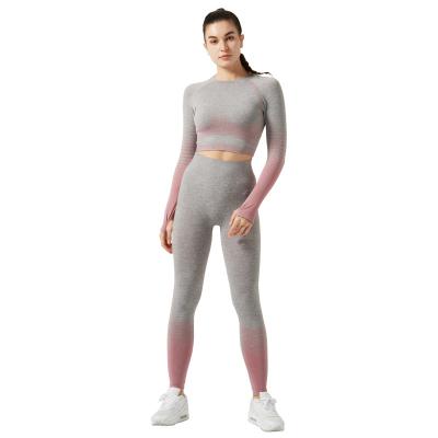 China Women's Breathable Quick Dry Fitness Yoga Set New Arrival Gradient Color Sports Gym Two Piece Set Exercise Set for sale