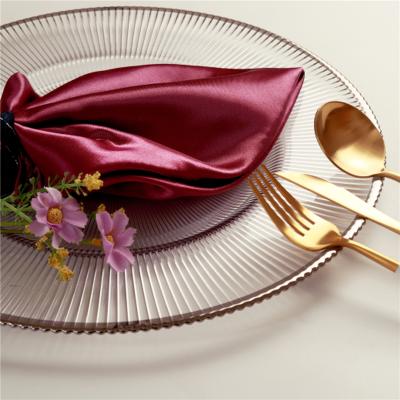 China YC-PL28 Wholesale Cheap Disposable Gold Beaded Glass Charger Dishes Wedding for sale