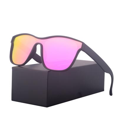 China Fashion Sunglasses Shape Casual Sun Glasses Women for sale