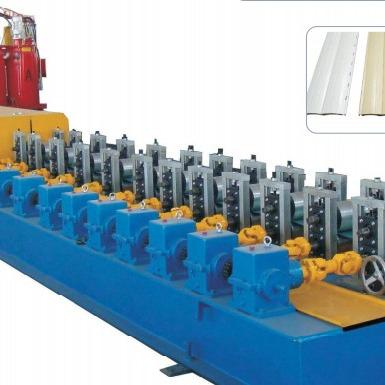 China Hotels Metal Sheeting Corrugated Steel Sheet PU Foam Roller Shutter Door Roll Forming Machine for sale