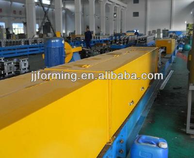 China Automatic Continuous ROOF PU Sandwich Panel Roll Shutter Forming Making Machine for sale