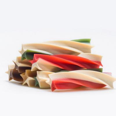 China Sustainable Natural Vegetables Dog Dental Care Organic Star Twisted Sticks Dog Food for sale