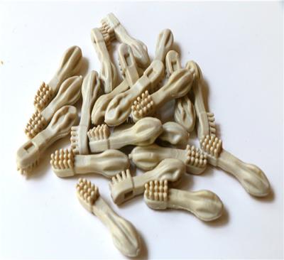 China Viable Wholesale 100% Natural Dog Dental Care Bruth Dog Chews Chicken Flavor&Cheese&Beef Dog Treats for sale