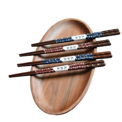 China Amazon Sustainable Hot Sales Japanese Bamboo Home Sushi Cooking Turtle Shell Pointed Wooden Chopsticks for sale