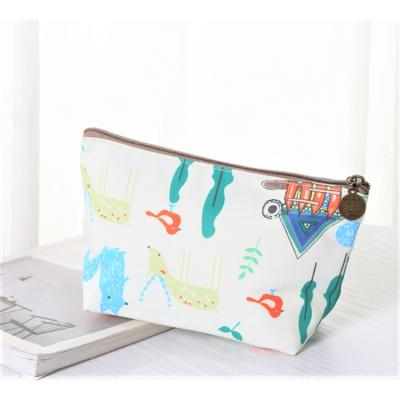 China Fashion Canalolo Custom Printing Cosmetic Bag Little Beauty Bag for sale