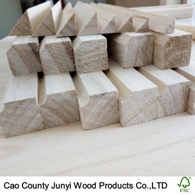 China Wood Customized Solid Wood / Triangle Chamfer Fillet for sale