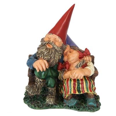 China Outdoor China Garden Gnome Couple Decorated Statue Fairy Tale Characters Resin Decorated Statue for sale