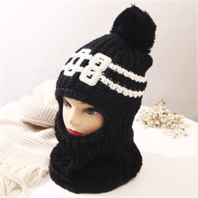 China Wholesale High Quality COMMON COMMON Winter Ear Guard Knit 3 Hole Balaclava Cycling Windproof Hat With Headscarf for sale